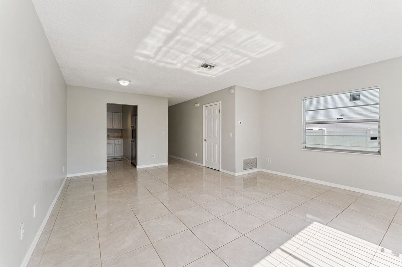 535 Verbena Ct - Photo 4 of 12