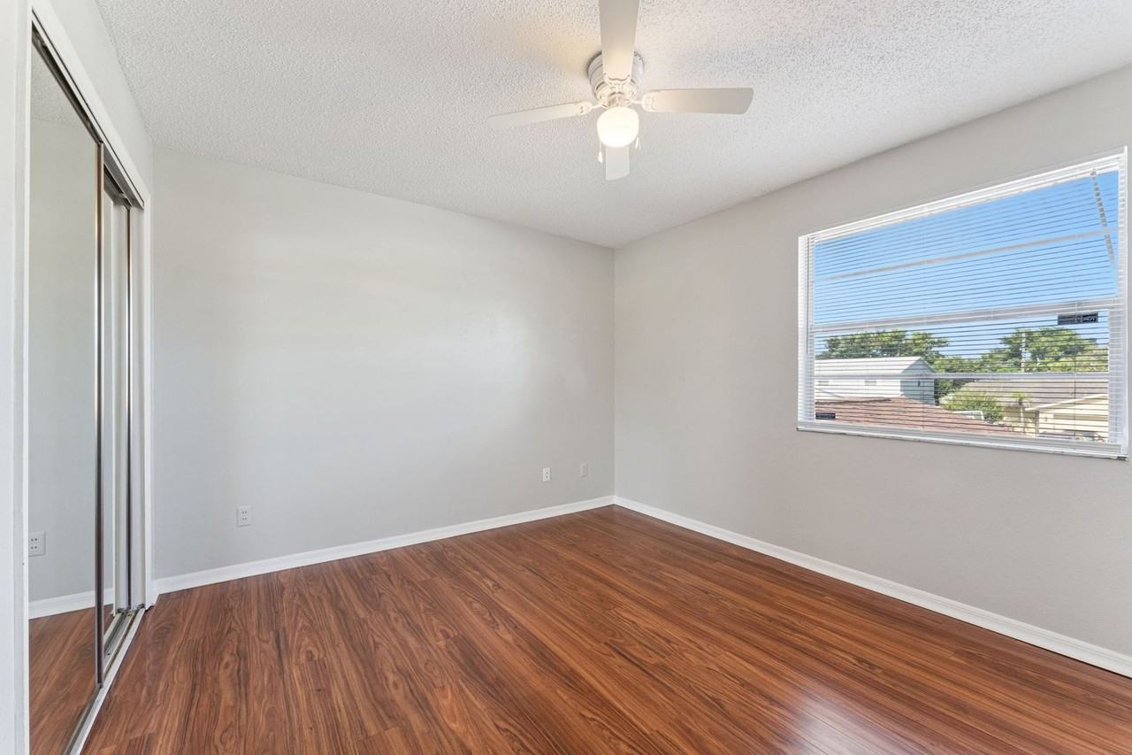 535 Verbena Ct - Photo 7 of 12