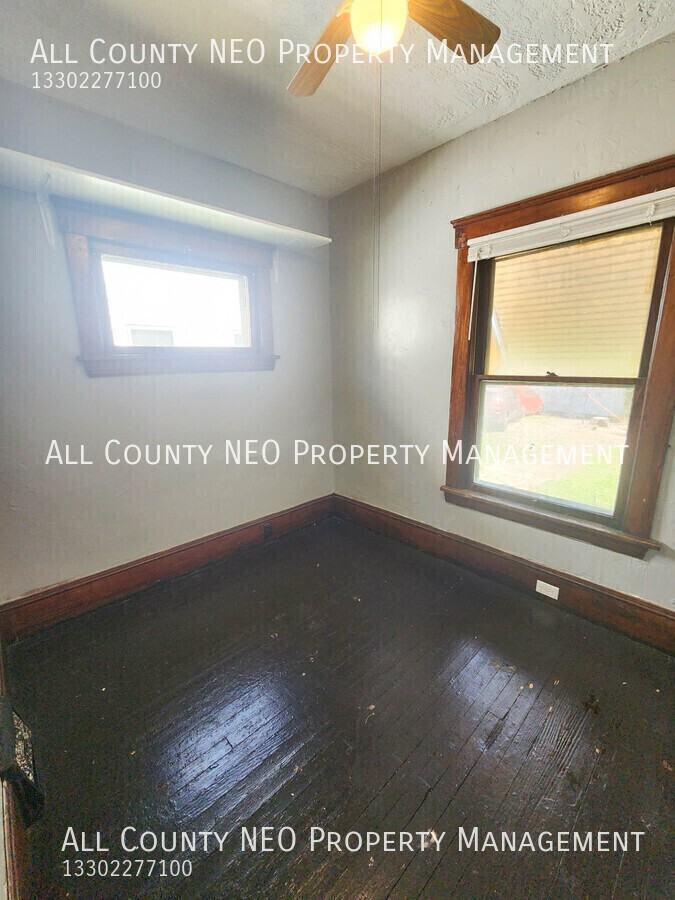 9425 Denison Ave #DOWN - Photo 3 of 7