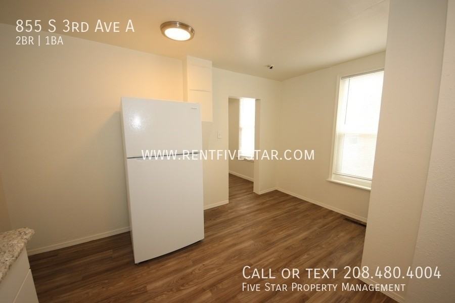 855 S 3rd Ave - Photo 5 of 10