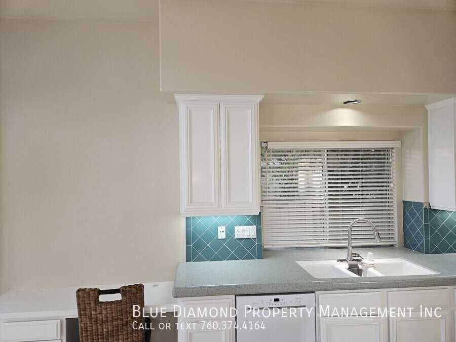 1763 Blackbird Cir - Photo 4 of 21