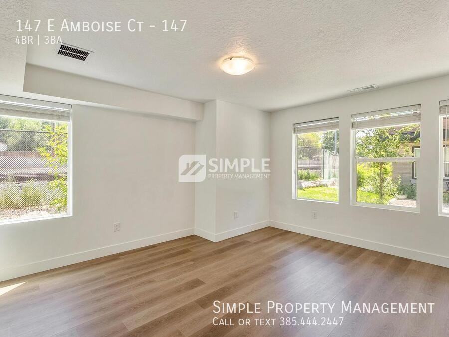 147 E Amboise Ct #147 - Photo 7 of 43