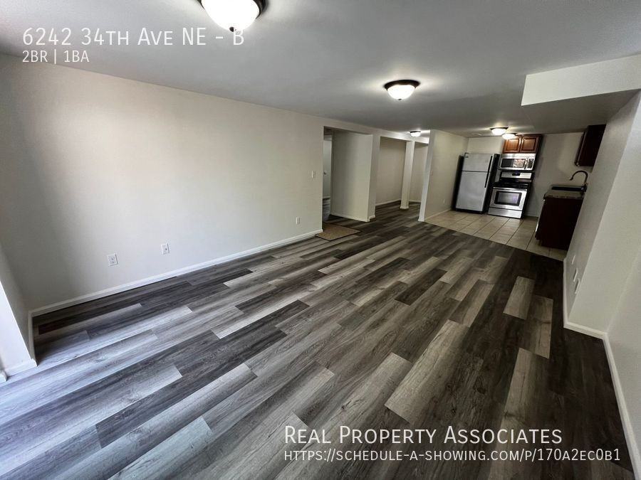 6242 34th Ave Ne #B - Photo 2 of 14