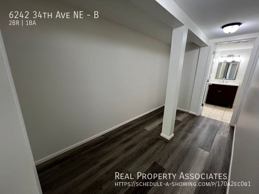 6242 34th Ave Ne #B - Photo 5 of 14