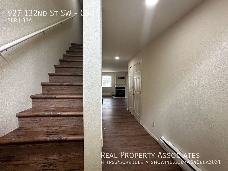 927 132nd St Sw #C3 - Photo 2 of 22