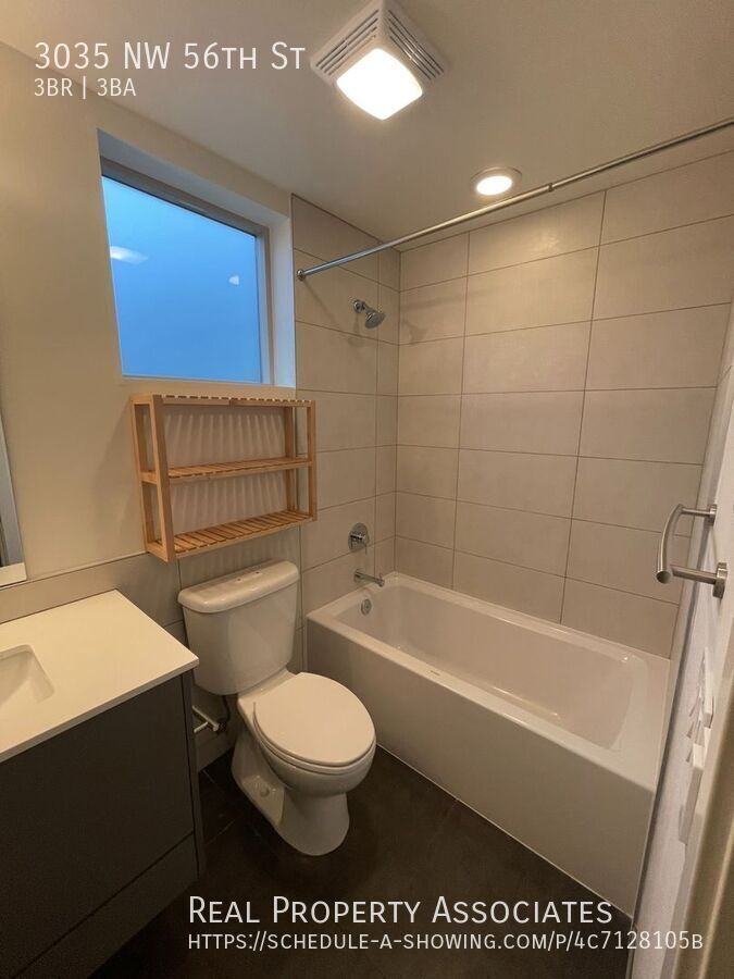 3035 Nw 56th St - Photo 5 of 29