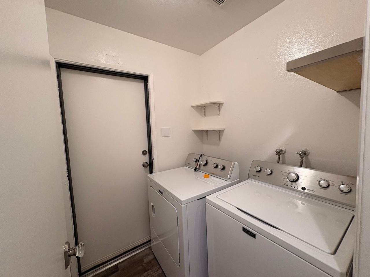 131 Alpine Ct - Photo 6 of 34