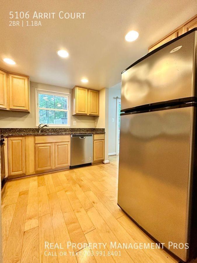 5106 Arrit Ct - Photo 2 of 17