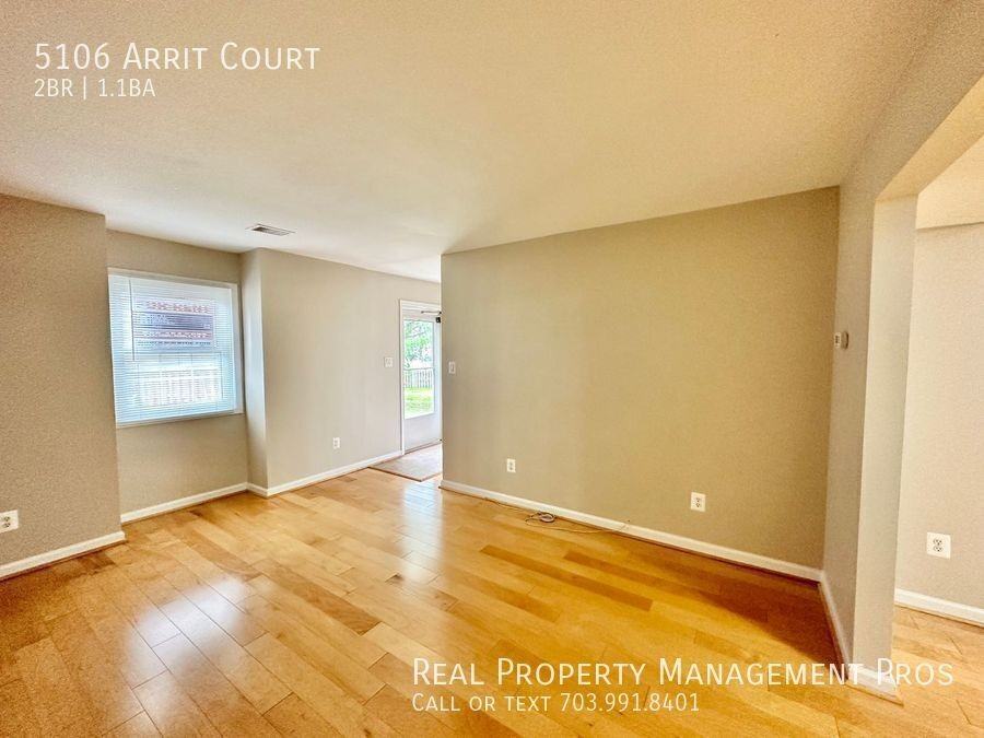 5106 Arrit Ct - Photo 4 of 17