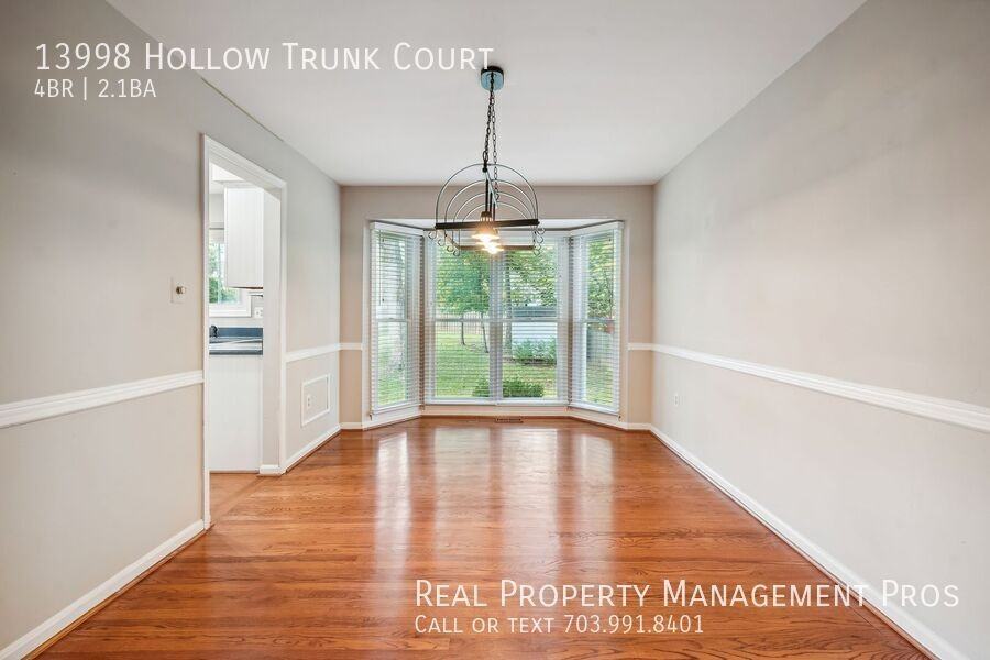 13998 Hollow Trunk Ct - Photo 7 of 30