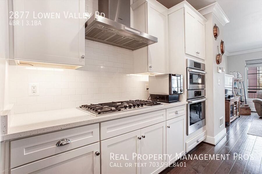 2877 Lowen Valley Rd - Photo 3 of 31