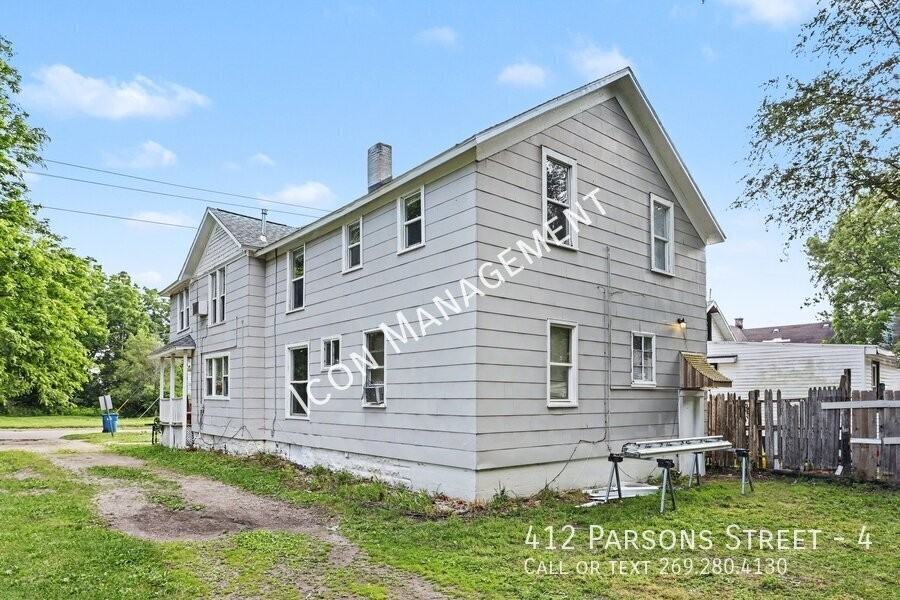 412 Parsons St #4 - Photo 2 of 14