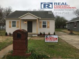807 S Main - Photo 1 of 1