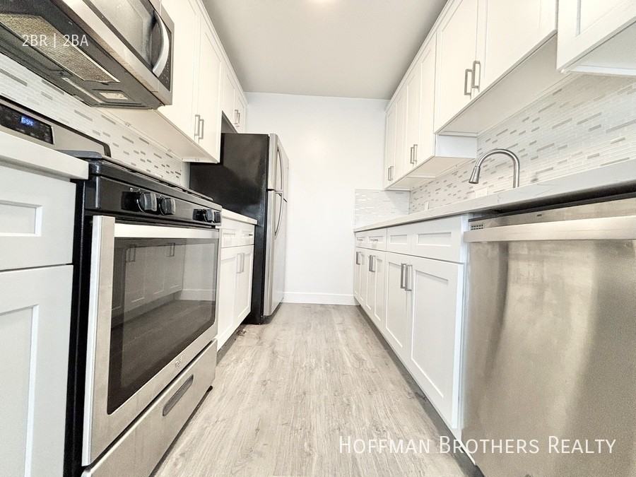 5311 Hermitage Ave #18 - Photo 4 of 12