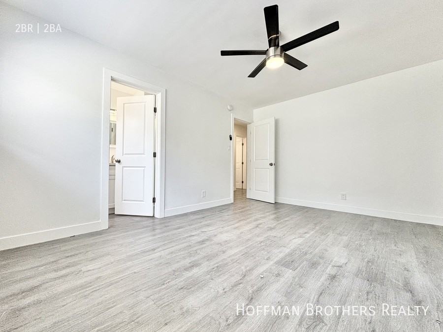 5311 Hermitage Ave #18 - Photo 7 of 12