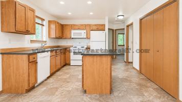 featured image of 905 Montana St