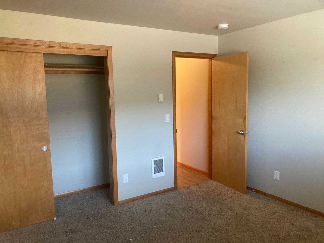 Citadel Apartments - Photo 7 of 19