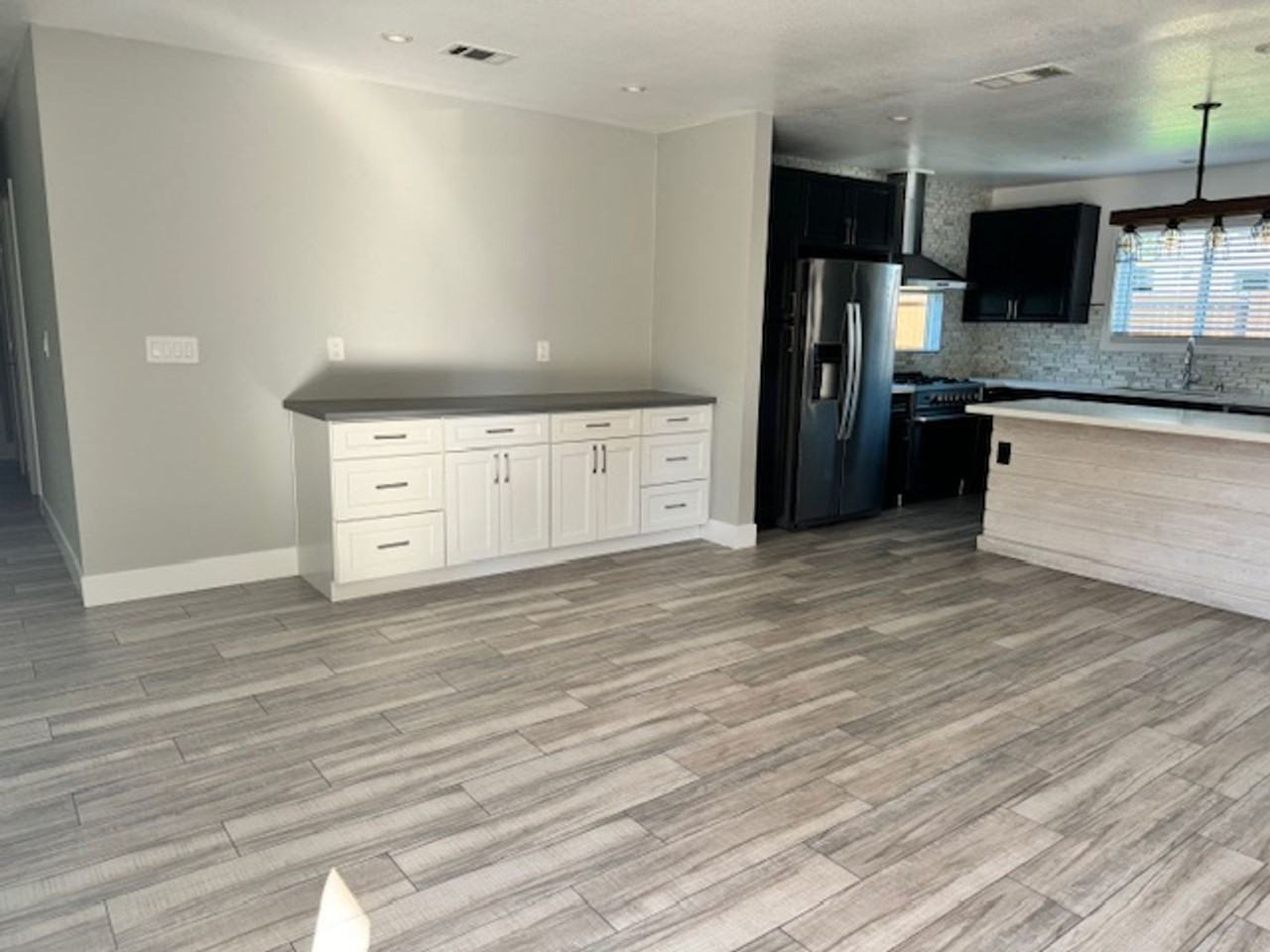 2020 Belmont Rd - Photo 7 of 21