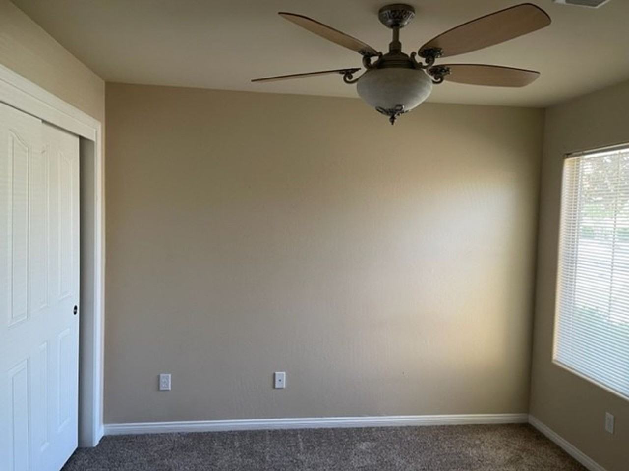 104 Cedmont Dr - Photo 2 of 21