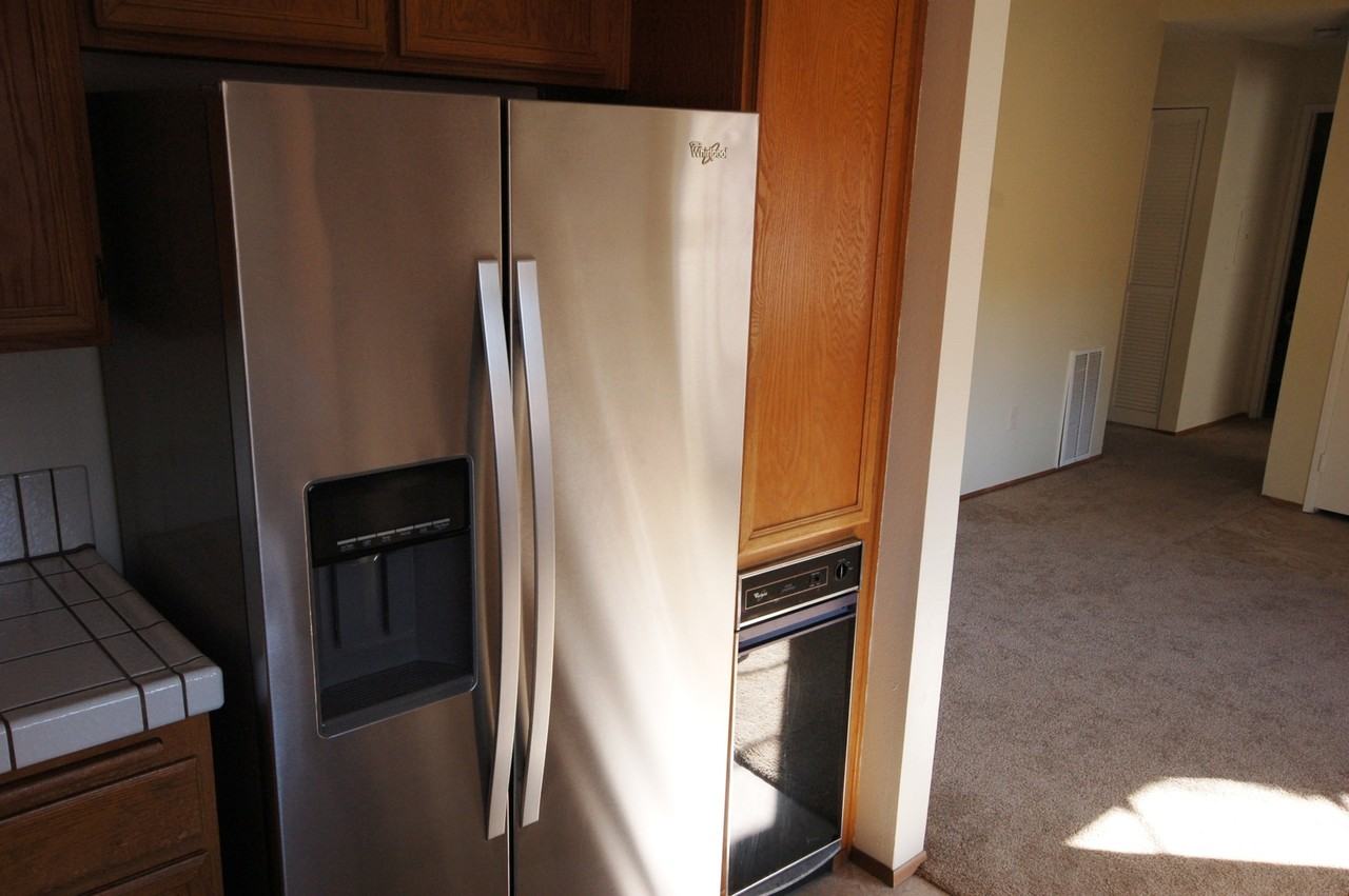 2824 Winthrop Ave - Photo 6 of 11
