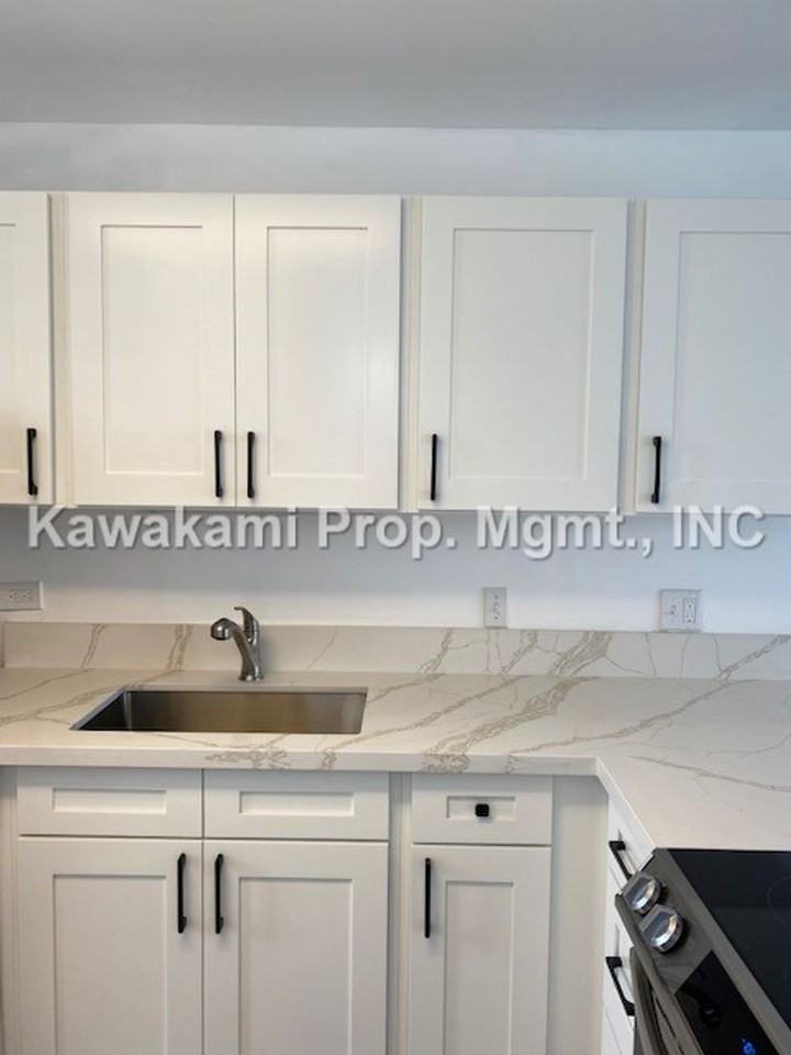 1128 Ala Napunani St #1408 - Photo 5 of 12