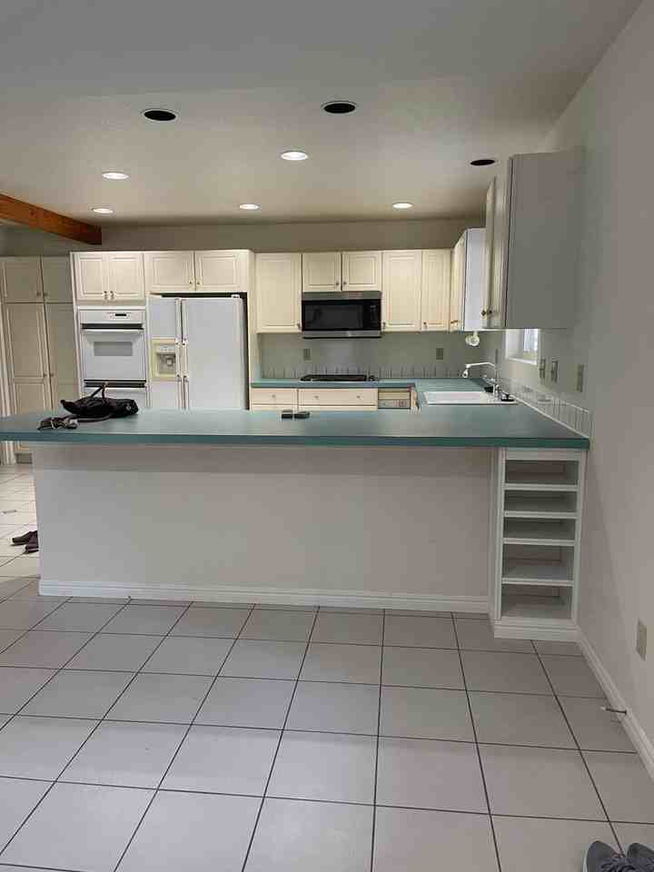 496 Fairway Ct - Photo 4 of 22