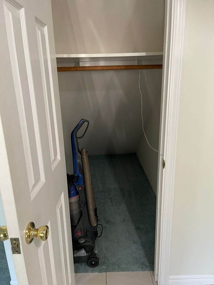 496 Fairway Ct - Photo 6 of 22