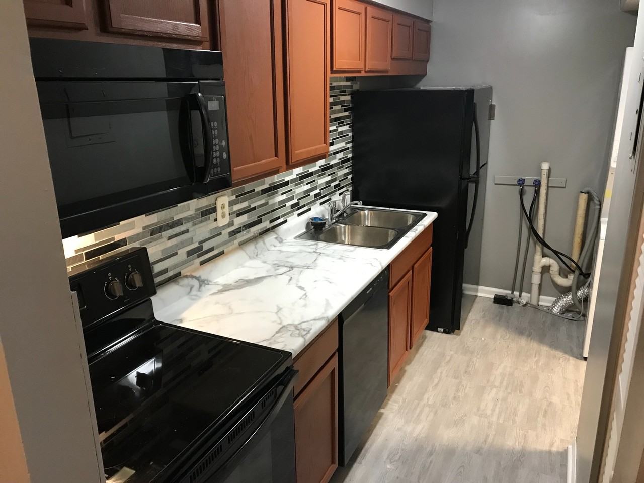 1964 Goldsmith Ln ## C7 - Photo 3 of 18