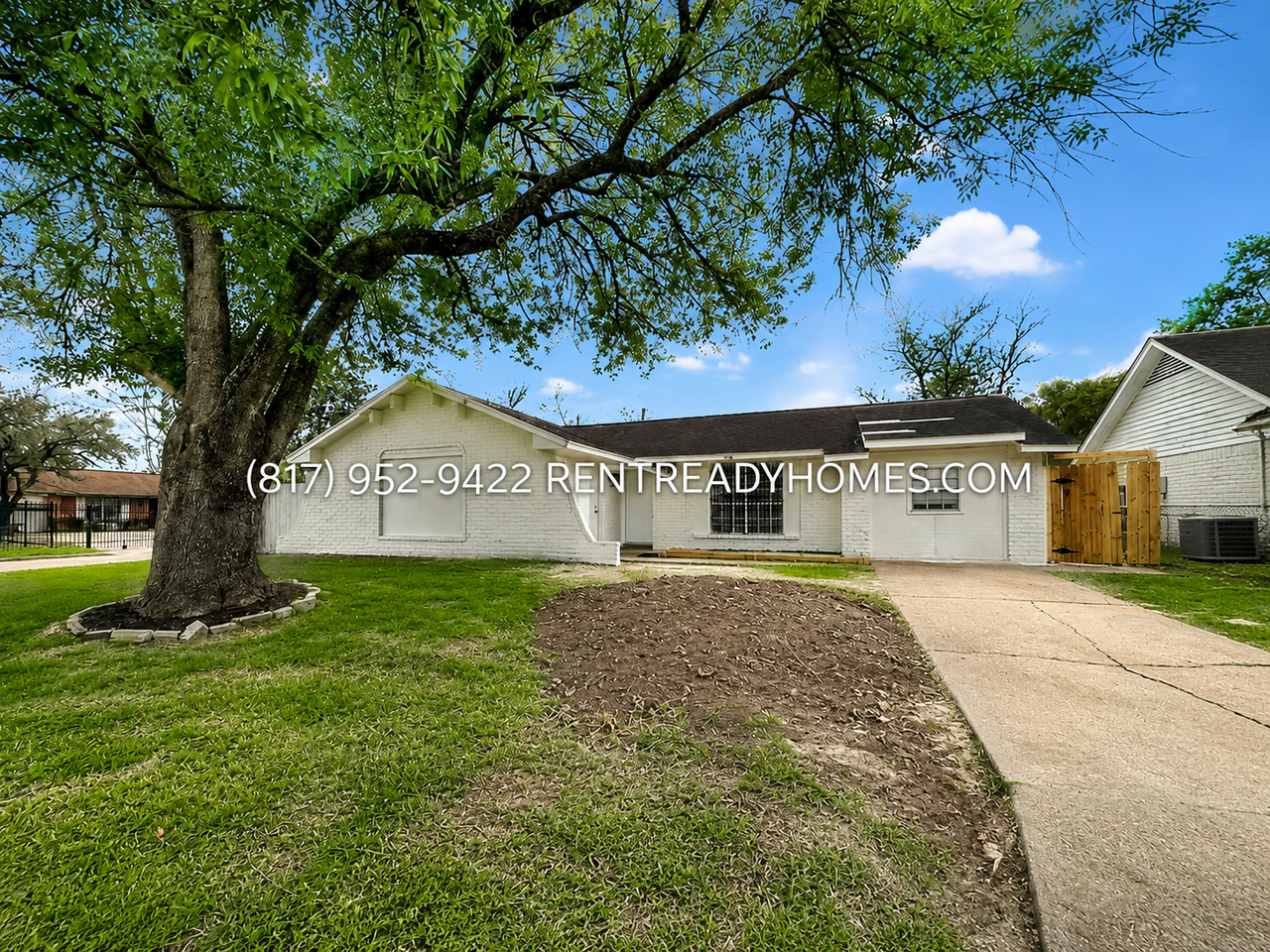 903 Progreso Dr - Photo 2 of 12