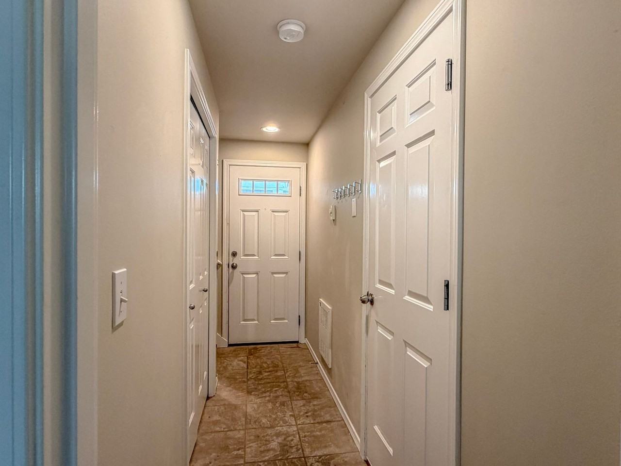 8538 Midvale Ave N #B - Photo 2 of 19