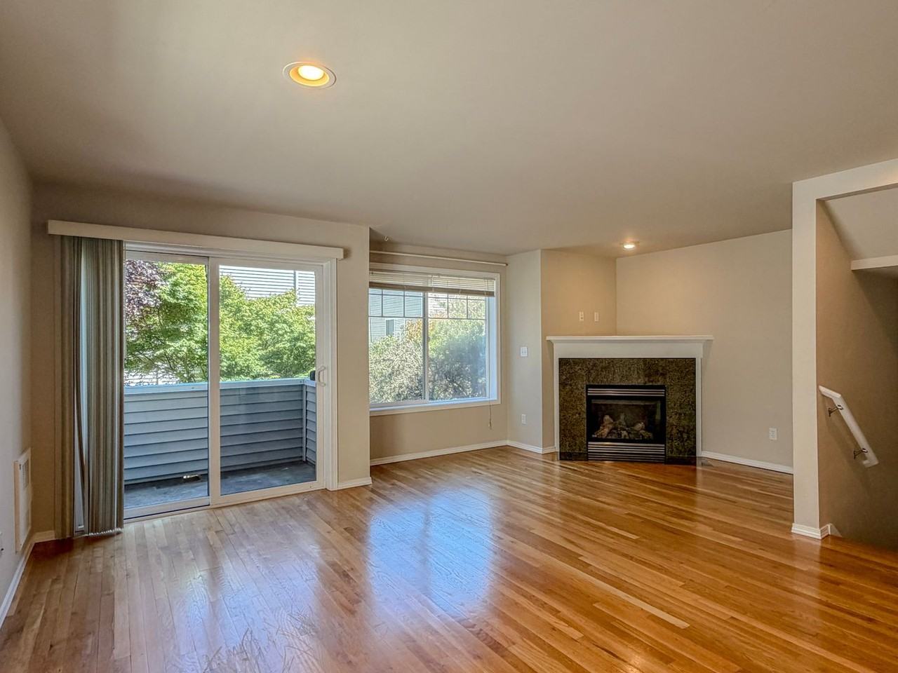 8538 Midvale Ave N #B - Photo 3 of 19