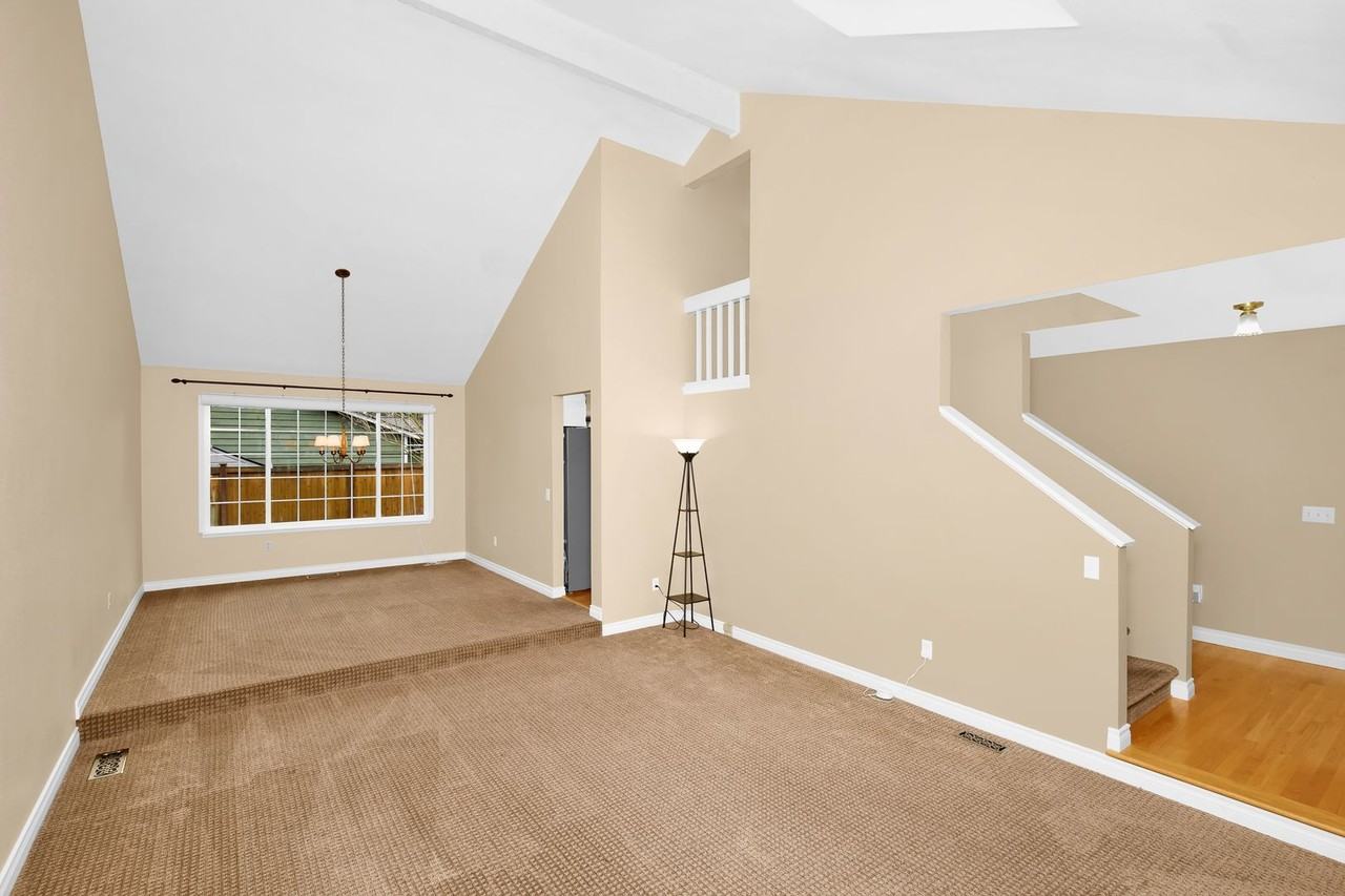 10127 Ne 141st Pl - Photo 4 of 27