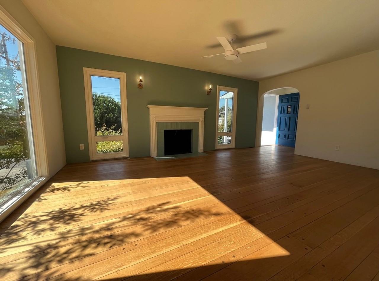 5685 Jordan Ave - Photo 5 of 31