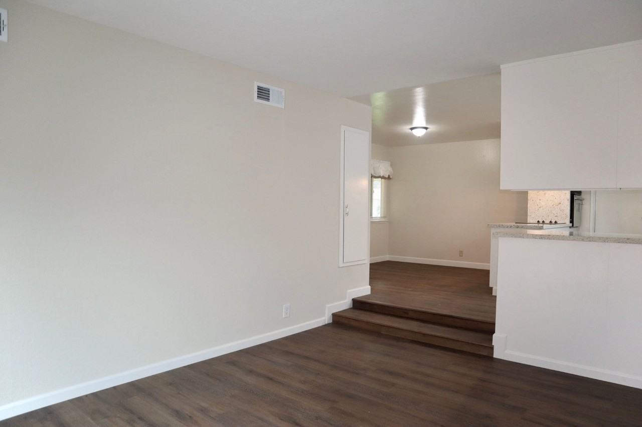 37051 Shasta St - Photo 6 of 18