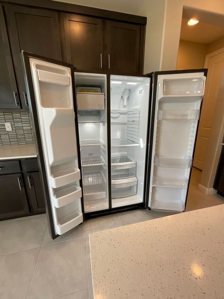 9281 Far Side Ave - Photo 4 of 50