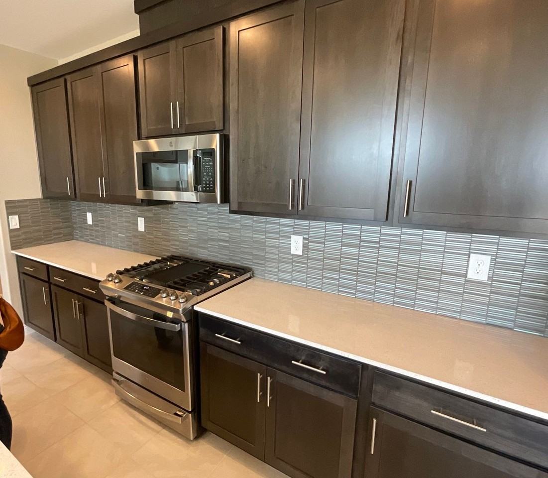 9281 Far Side Ave - Photo 7 of 50