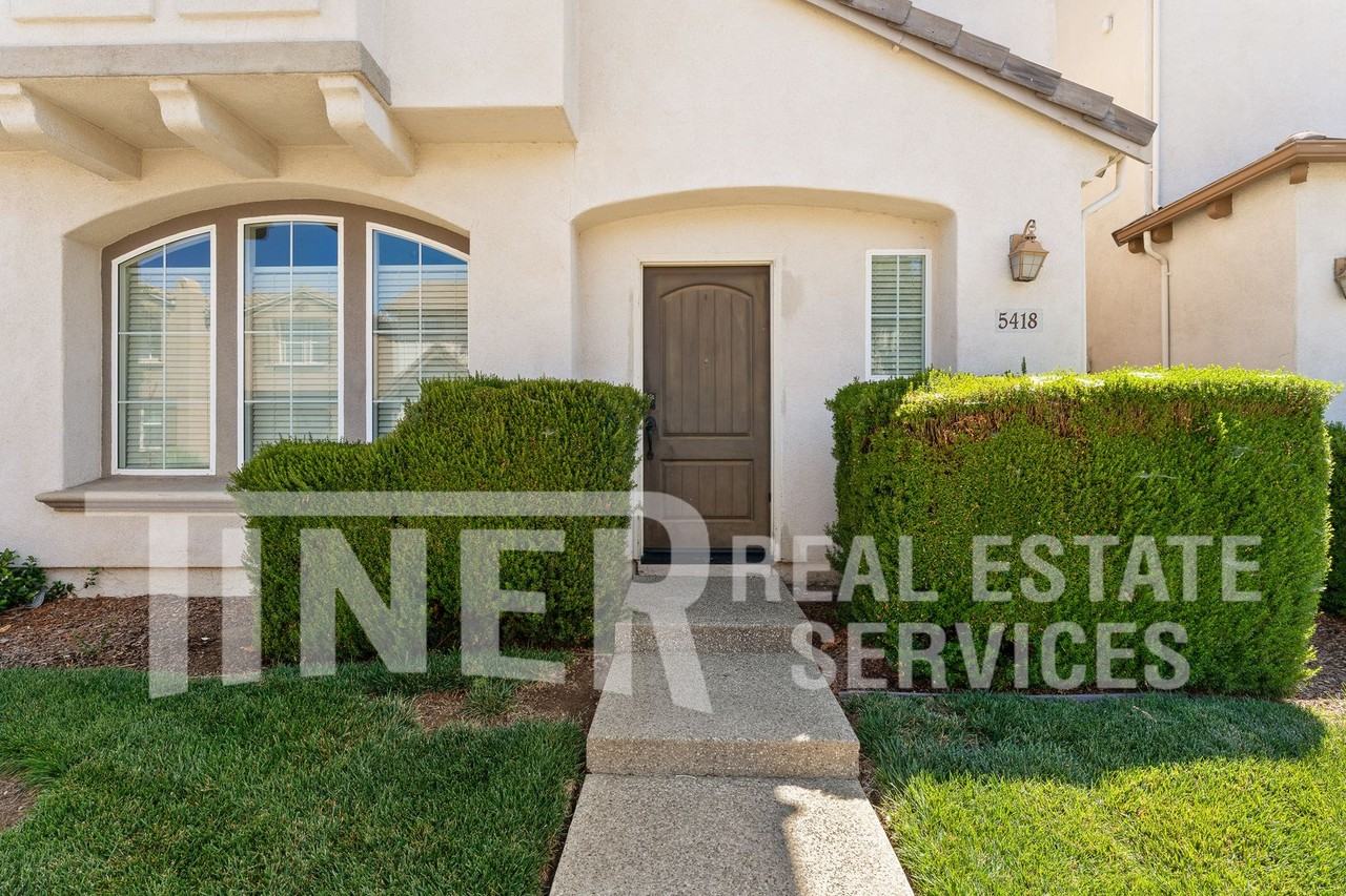 5418 Washoe St - Photo 6 of 28