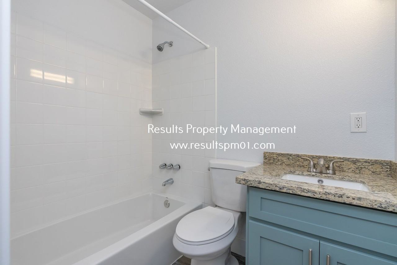 7867 Mariposa Ave - Photo 6 of 12