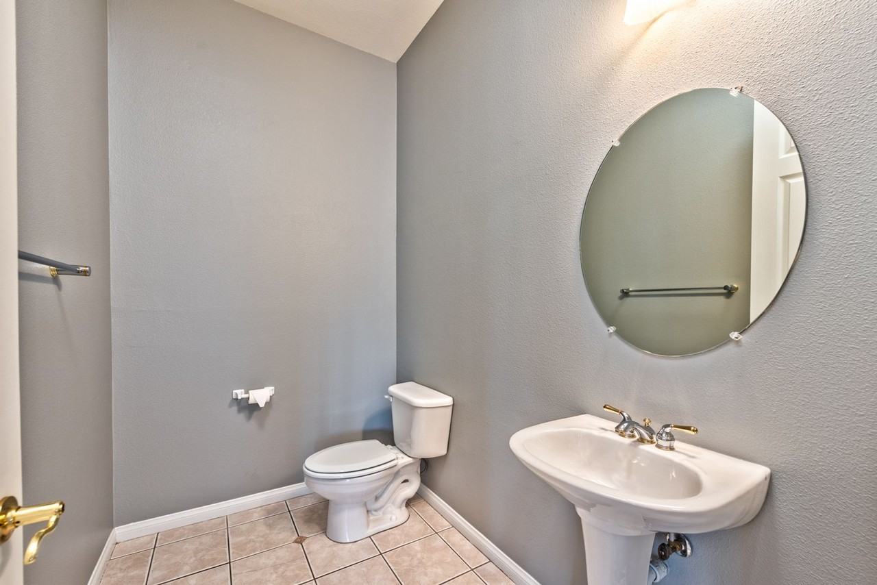 220 Lorryn Ln #2 - Photo 6 of 14