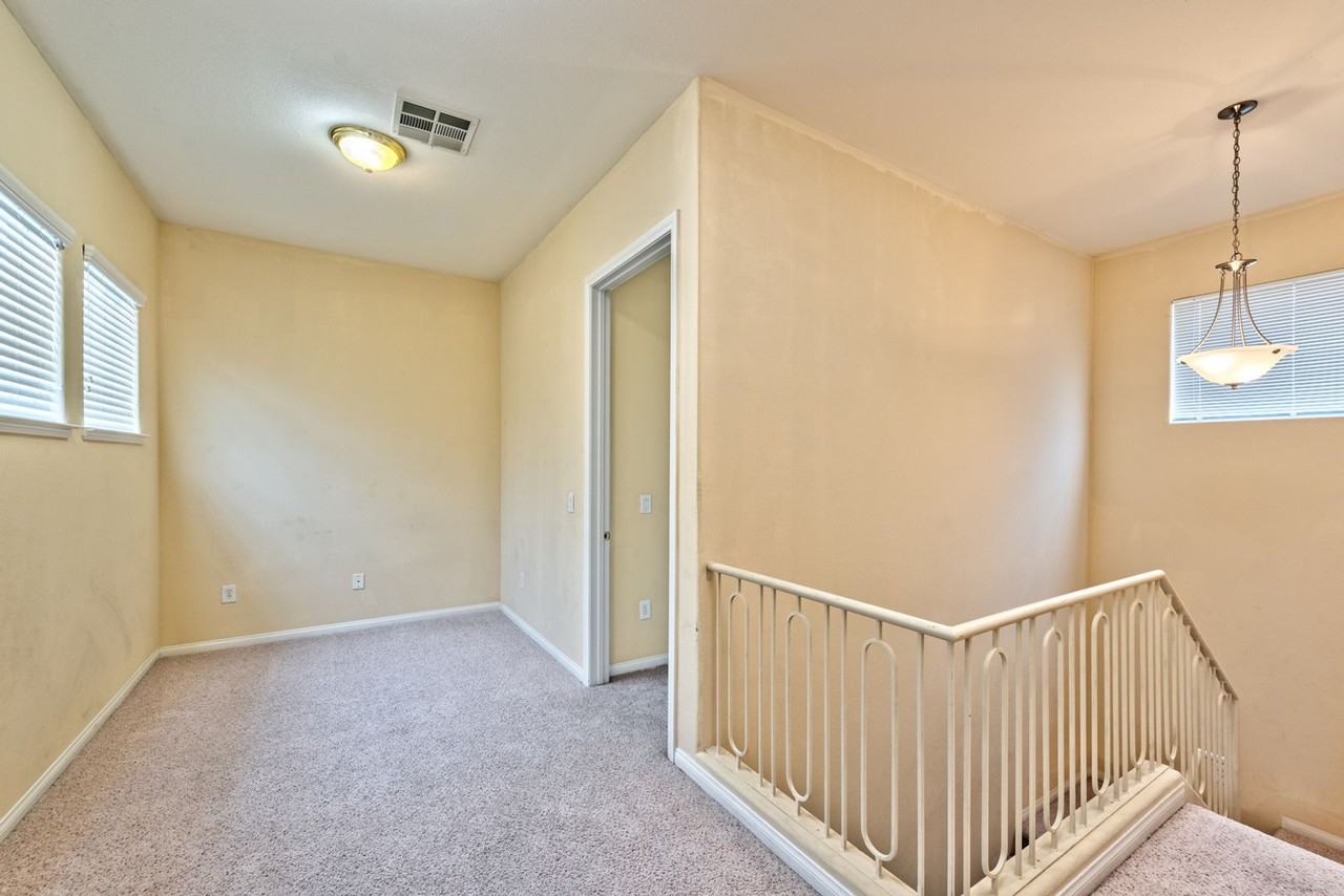 220 Lorryn Ln #2 - Photo 7 of 14