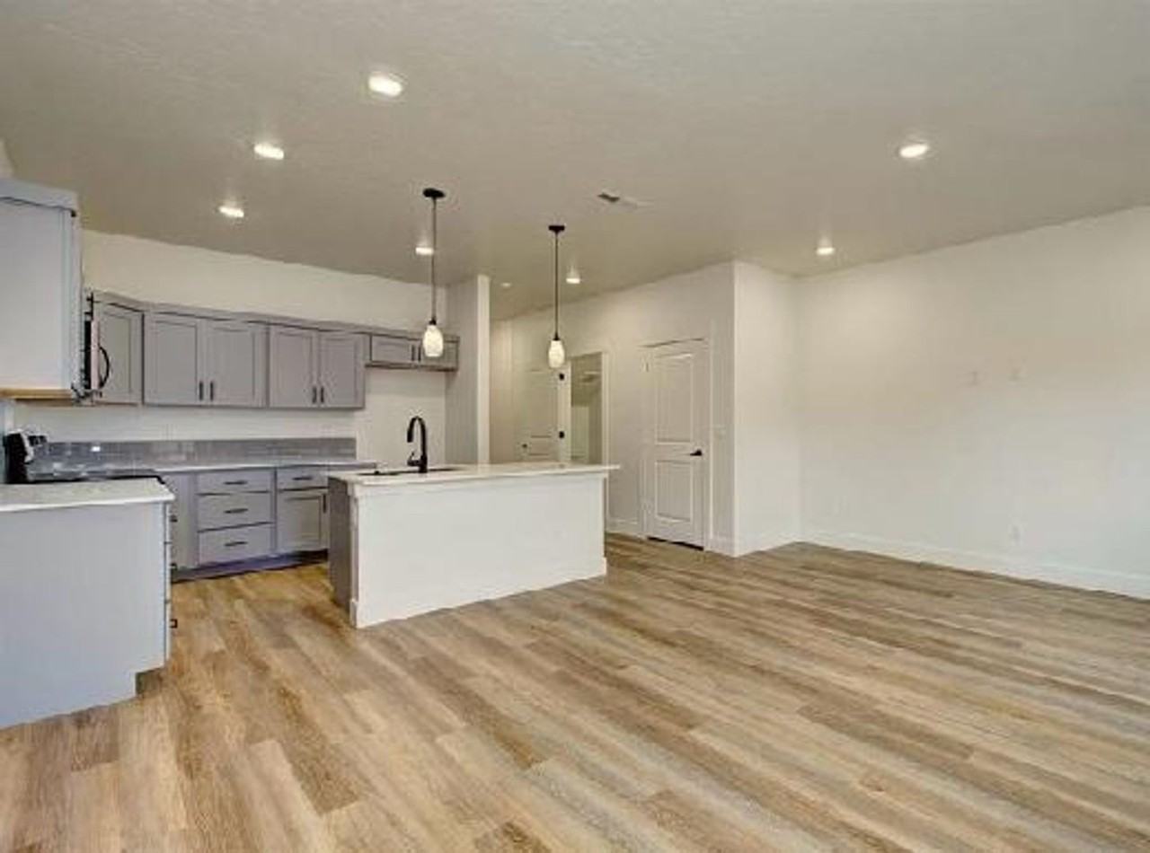 116 Trifecta Ln - Photo 2 of 16