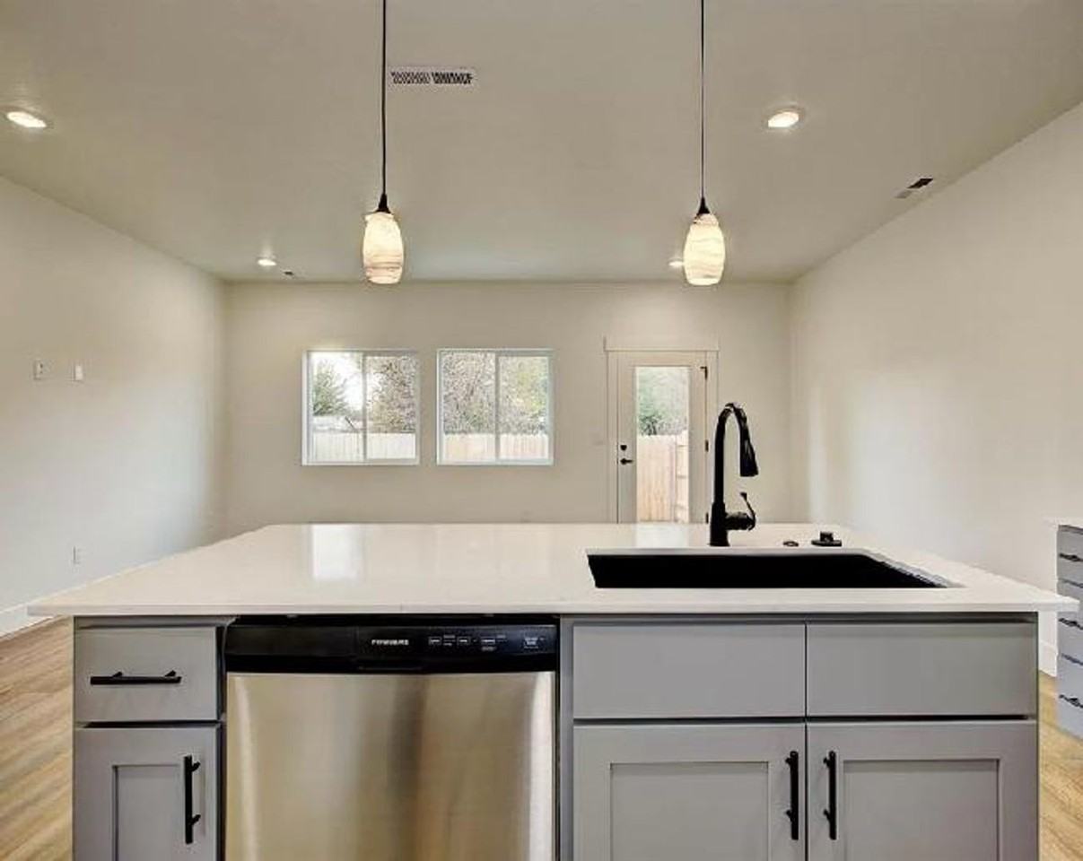 116 Trifecta Ln - Photo 3 of 16