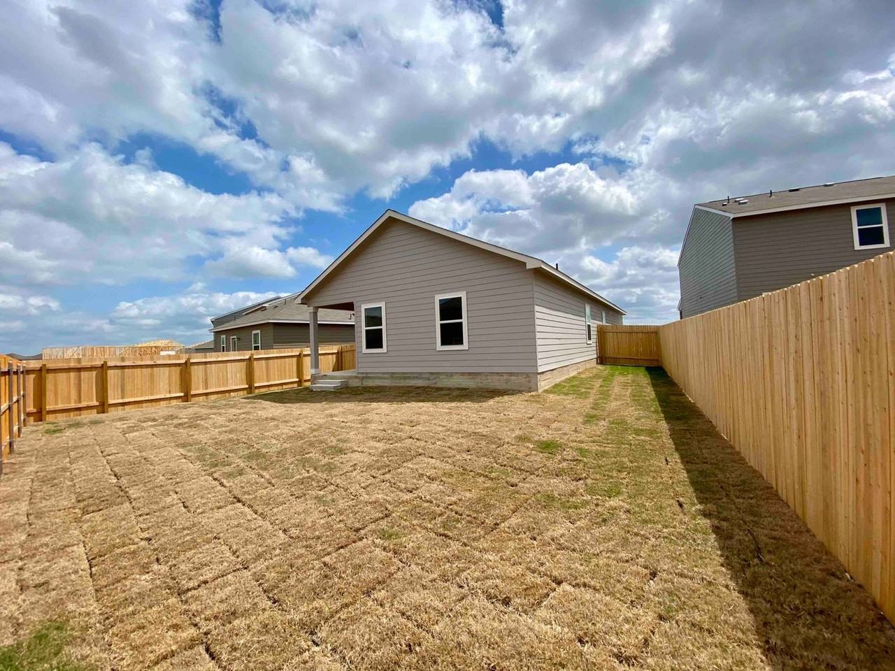 360 Bell Rings Dr - Photo 2 of 10