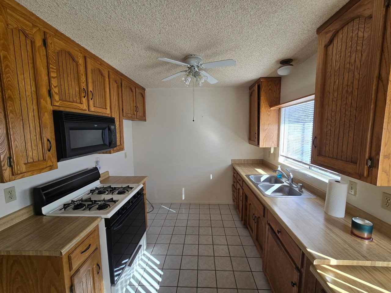 7717 Victor Vista Ave - Photo 3 of 12