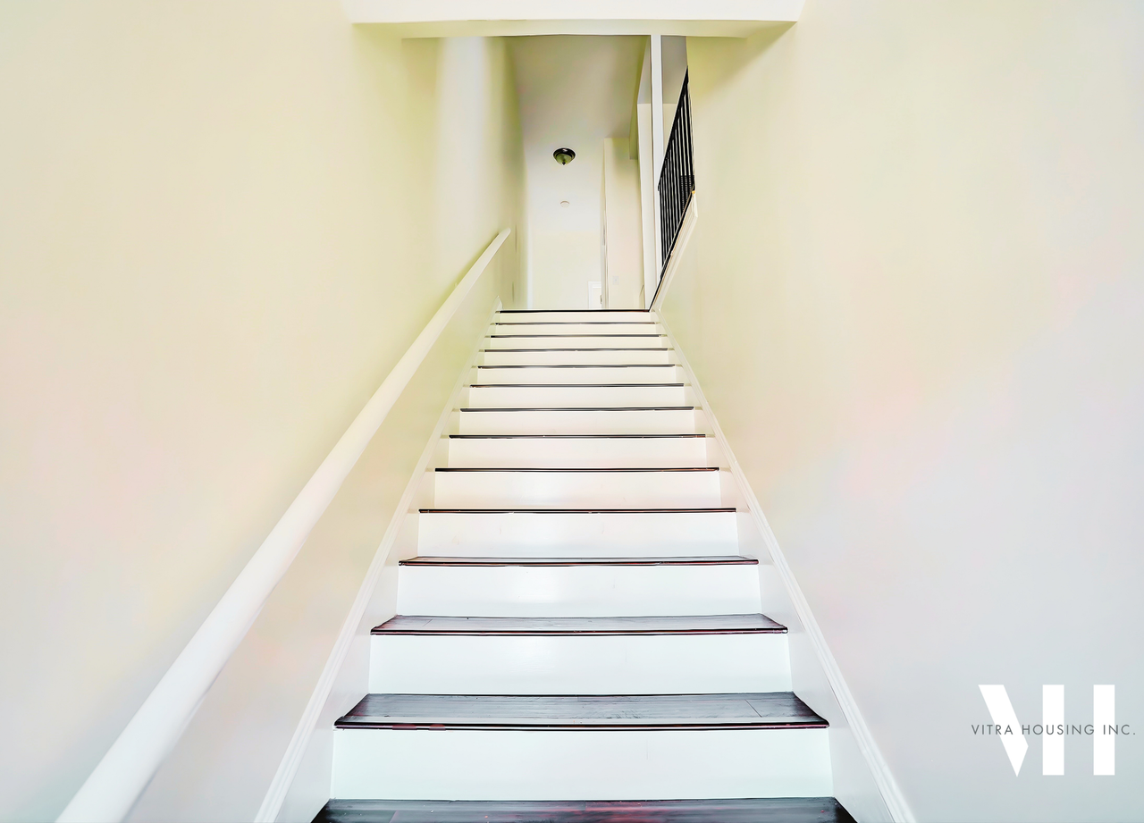 Leighton Place Apartments: Two Bedrooms near USC! - Photo 3 of 8