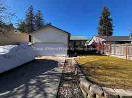 featured image of 3155 N 10th St