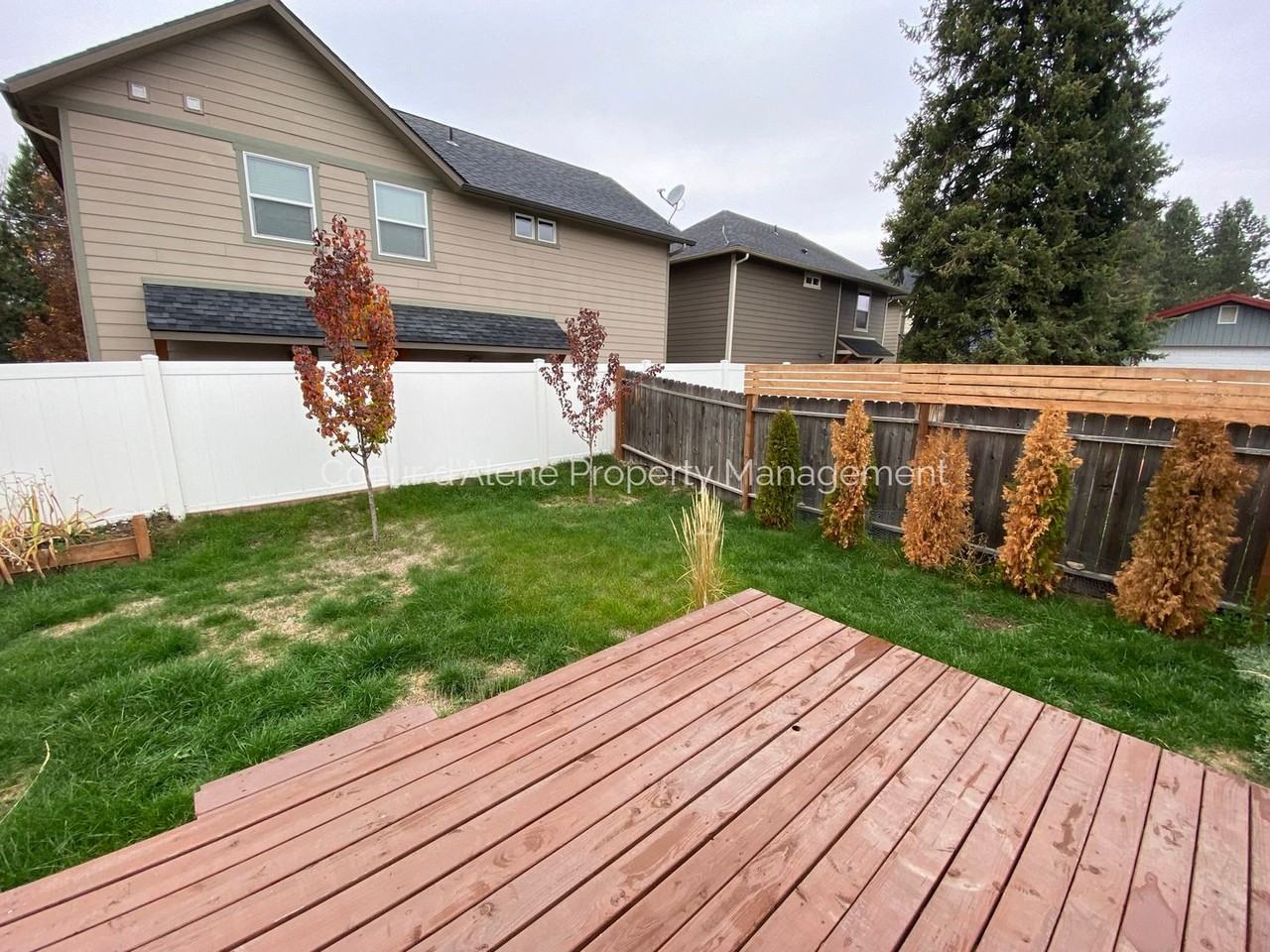 3155 N 10th St - Photo 3 of 7