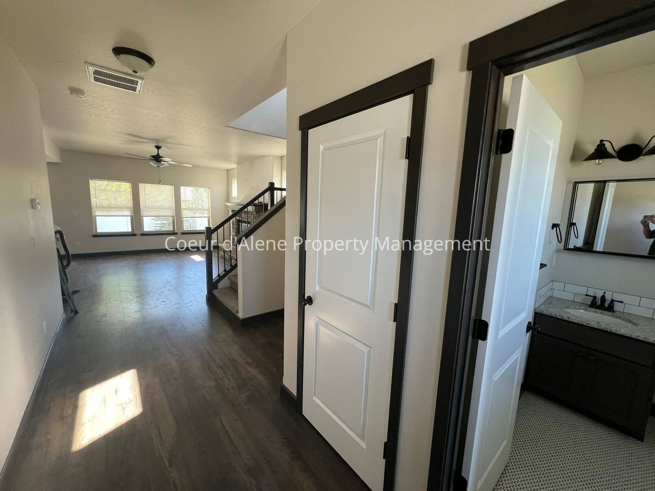 6598 N Idlewood Dr - Photo 3 of 21