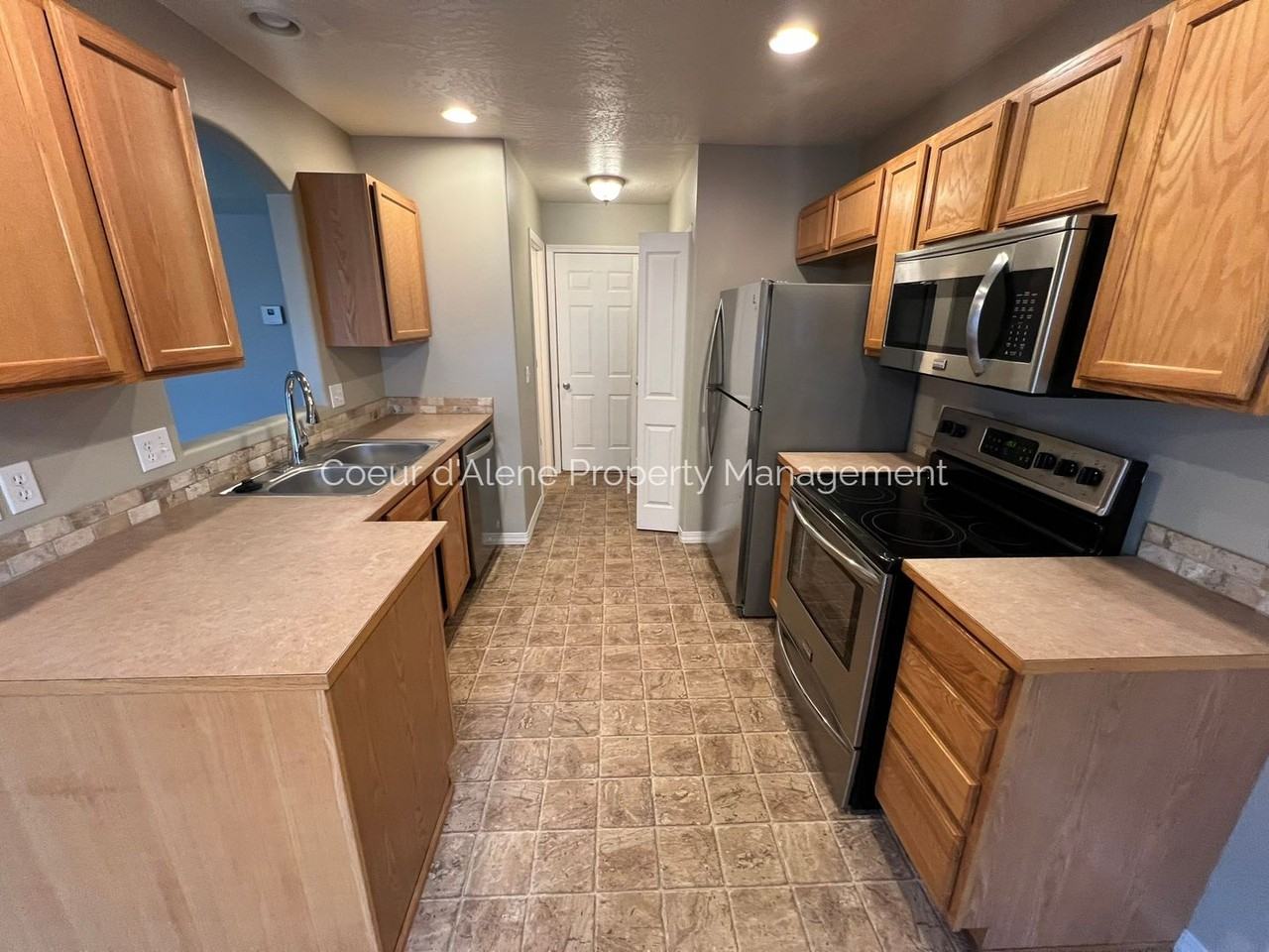 7355 N Calamonte Ln - Photo 5 of 15