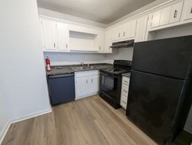 560/562 Rustwood Dr - Photo 1 of 1